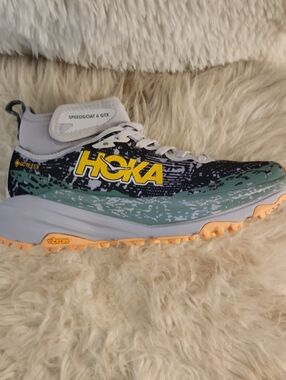 Hoka Speedgoat 6 GTX Mint, Black & Yellow Trail Shoe